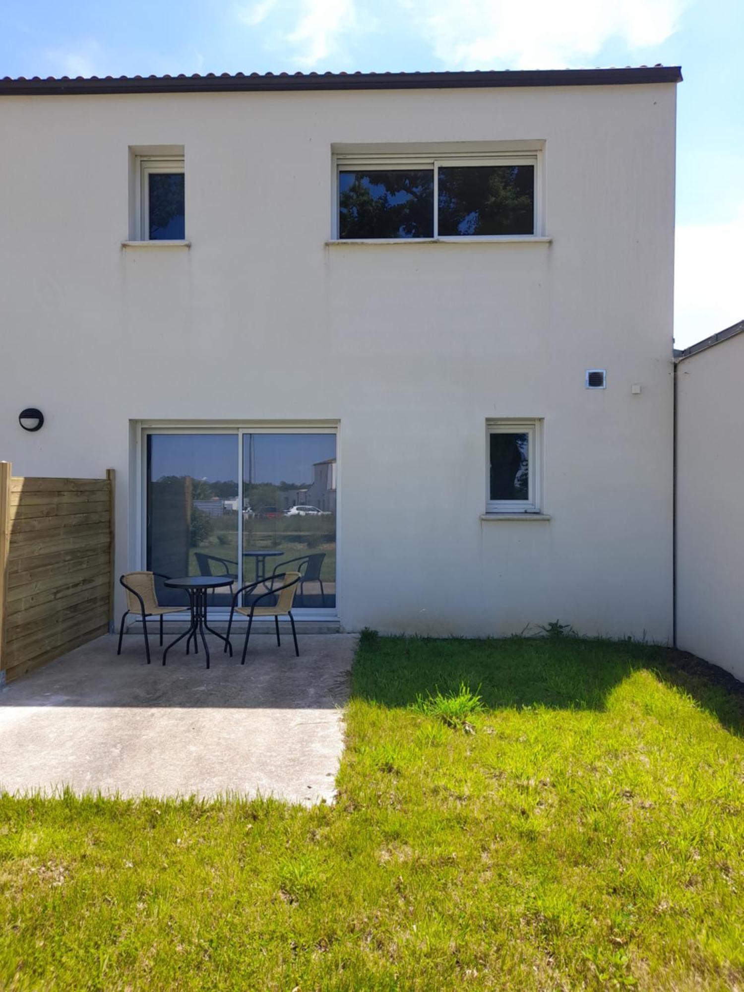 Studio Lumineux Avec Terrasse La Roche-sur-Yon Eksteriør billede