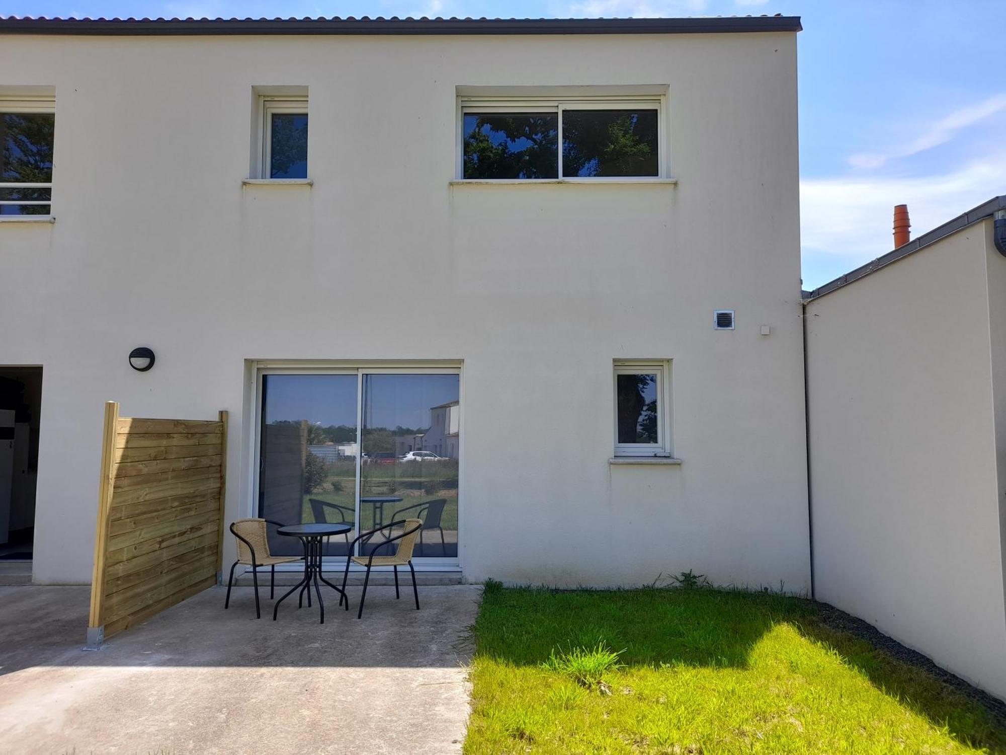 Studio Lumineux Avec Terrasse La Roche-sur-Yon Eksteriør billede